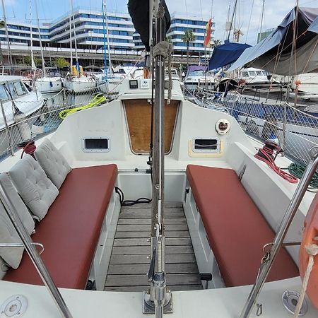 Experience On A Sailboat To Sleep Hotel Sant Adria de Besos Exterior photo